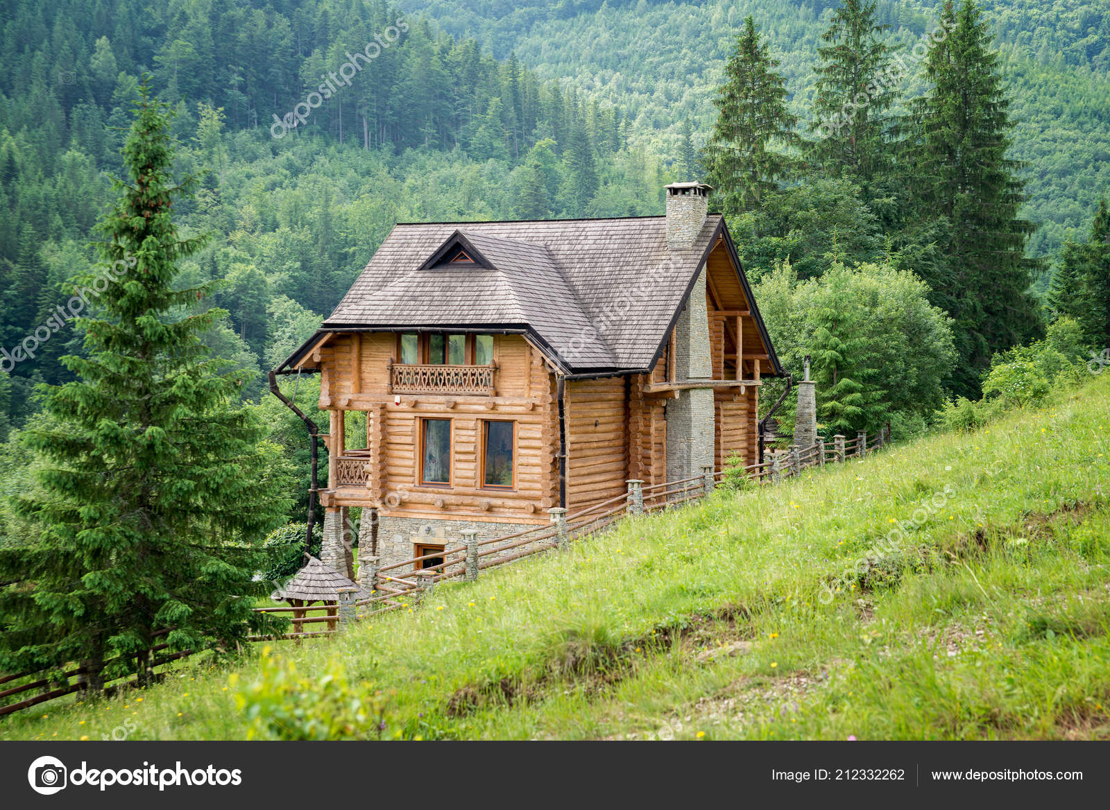 Wooden house in mountains — Stock Photo © badahos 212332262