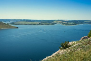 Defne Dinyester Nehri