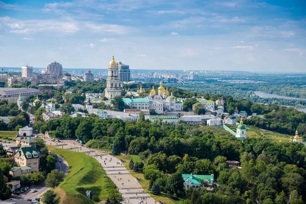 Kiev Pechersk Lavra üstten görünüm — Stok fotoğraf