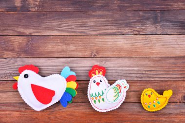 Anne baba ve bebek tavuk