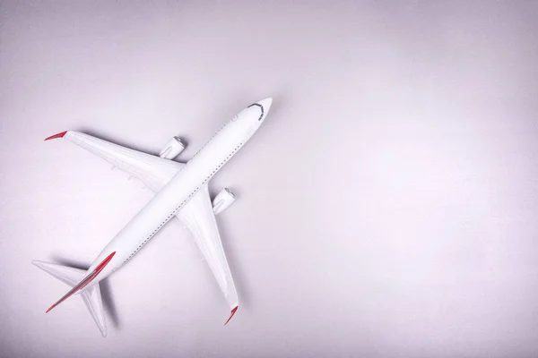 Beyaz yolcu uçak — Stok fotoğraf