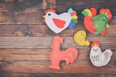 Anne baba ve bebek tavuk