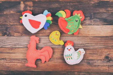 Anne baba ve bebek tavuk