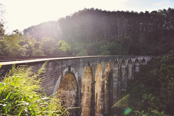 El puente de los Nueve Arcos — Foto de Stock