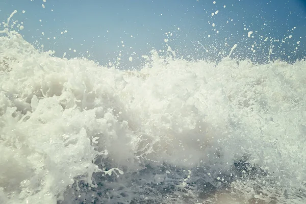 Bella onda nell'oceano — Foto Stock