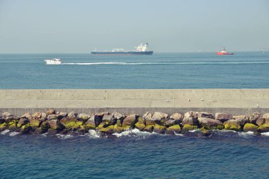 İstanbul Boğazı ve gemi