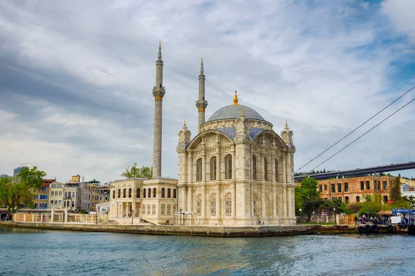 Ortaköy, Istanbul, Türkiye.