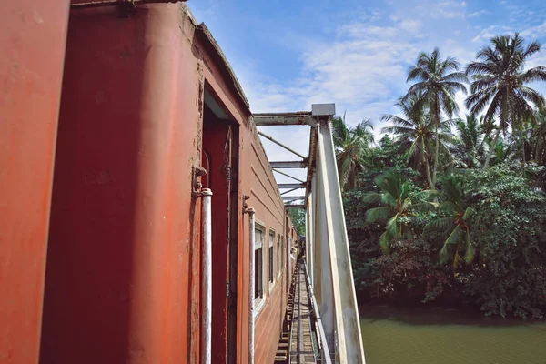 Old red train — Stock Photo, Image