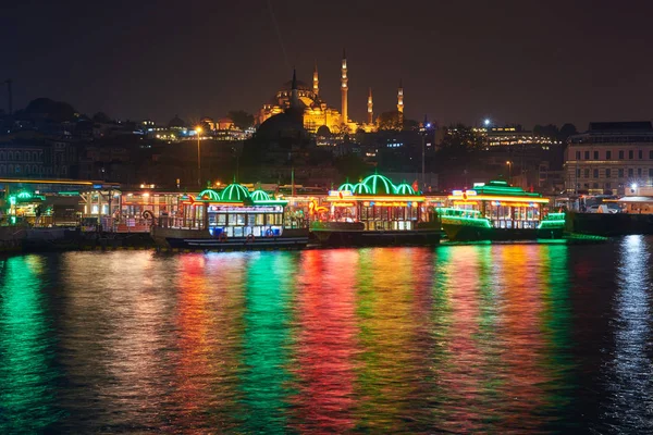 Beautiful view of Istanbul at night — Stock Photo, Image