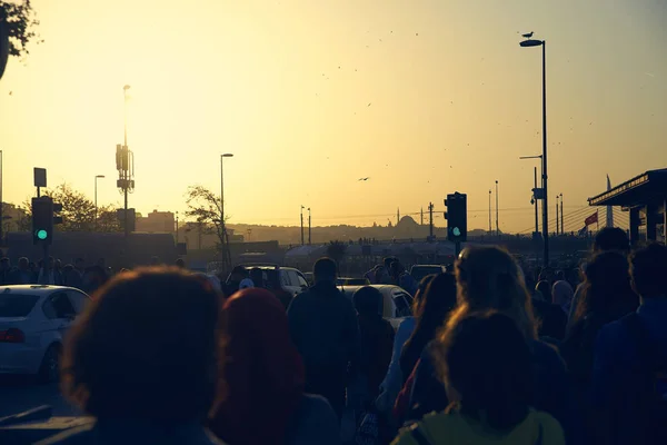 Mnoho lidí v Istanbulu — Stock fotografie