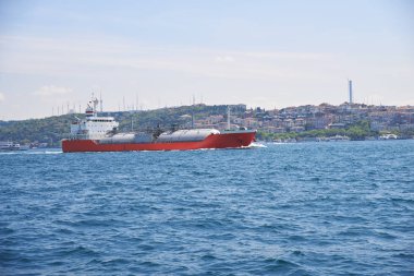 Büyük kargo gemisi