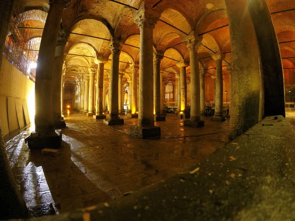 Basilikan cistern — Stockfoto