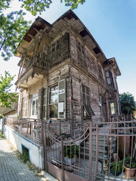 Maisons résidentielles sur les îles Prince . — Photo