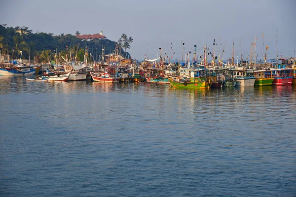 Renkli balıkçı tekneleri — Stok fotoğraf