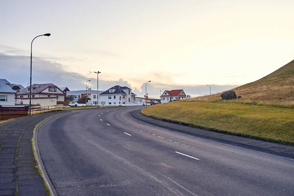 韦斯特曼内亚尔是冰岛南部海岸的一个小镇. — 图库照片
