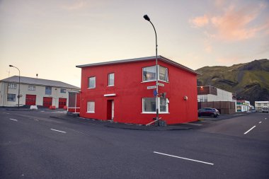 Vestmannaeyjar İzlanda'nın güney kıyısında bir kasaba.