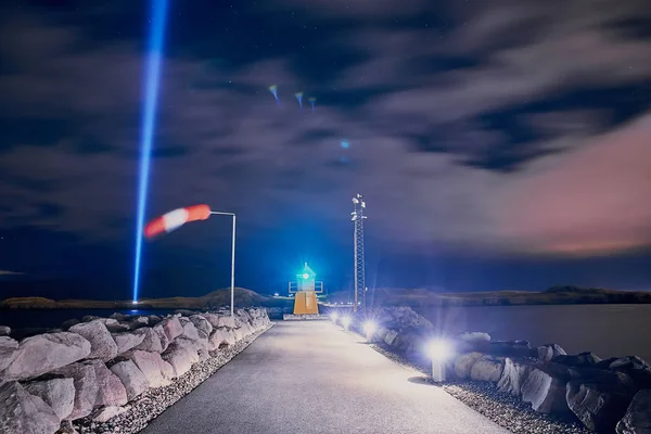 Faro e Imagina Torre de la Paz — Foto de Stock