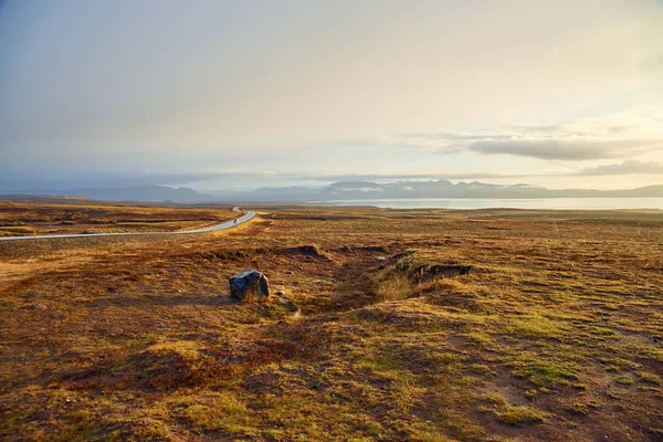 Утренний пейзаж в Исландии — стоковое фото