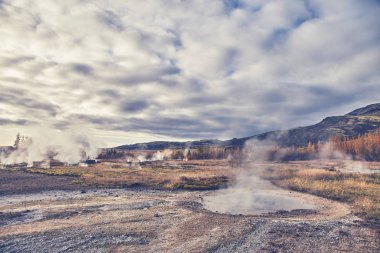 Sonbaharda İzlanda'da Geysir parkı