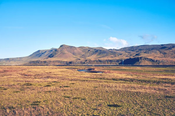 Осінній краєвид в Ісландії — стокове фото