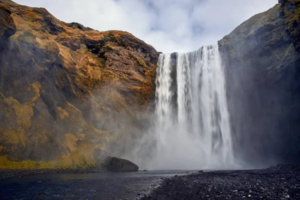 Schöner skogafoss Wasserfall — Stockfoto