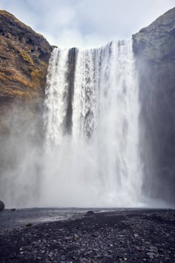 Güzel Skogafoss şelale
