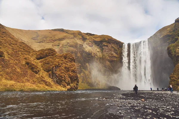 Beautiful Skogafoss waterfall — Stock Photo, Image