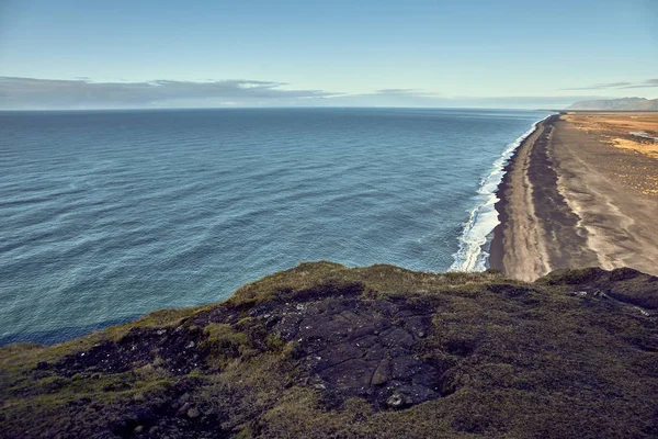 Costa do Oceano Atlântico na Islândia — Fotografia de Stock