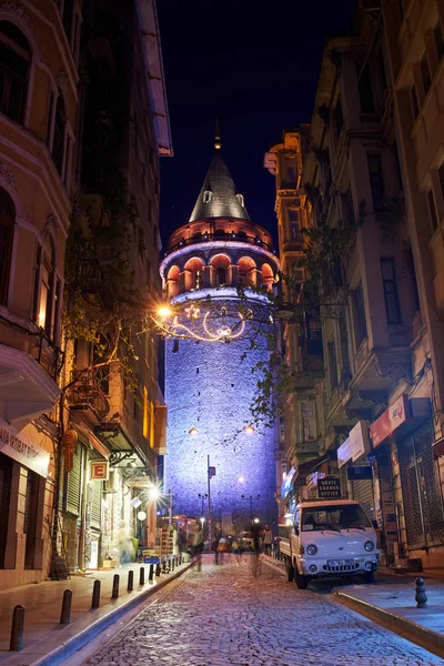 View of the Galata Tower at night — Stock Photo, Image