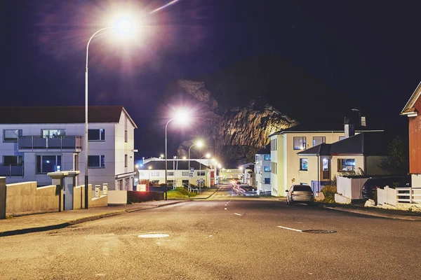 Vestmannaeyjar (Westman Islands) je město u jižního pobřeží — Stock fotografie