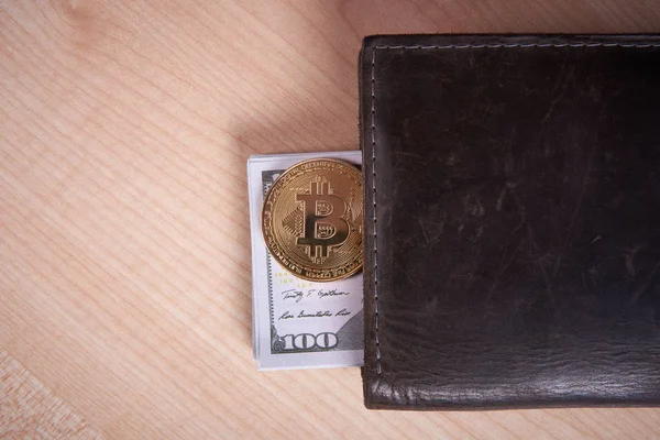 Moneda de oro bitcoin — Foto de Stock