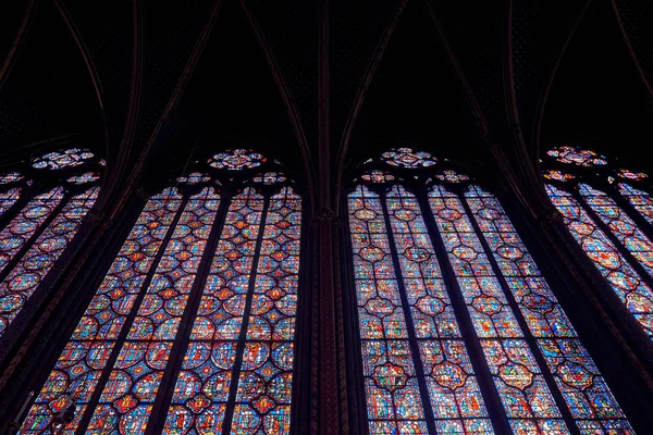 La Sainte-Chapelle è una cappella reale in stile gotico a Par — Foto Stock