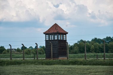 Auschwitz konsantrasyon kamerası