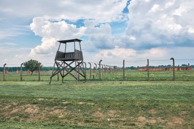 Auschwitz konsantrasyon kamerası