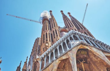 Bazilika i Tapınak Expiatori de la Sagrada Familia