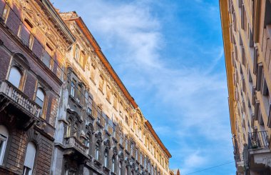 Eski bir binanın duvarı. 