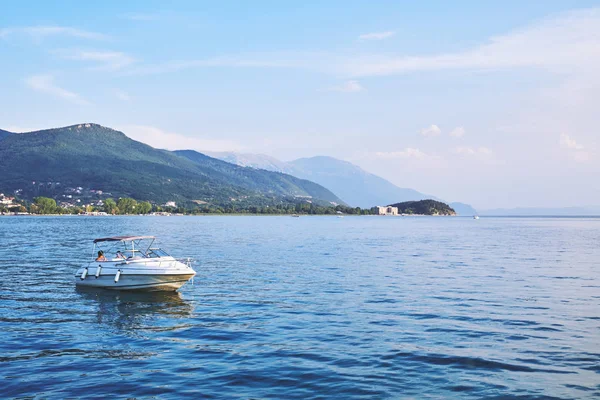 Jezero ohrid v Macedonii — Stock fotografie