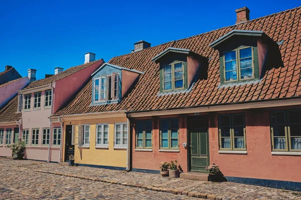 Bellissimo vecchio edificio a Odense, Danimarca . — Foto Stock