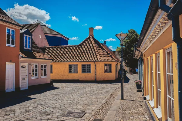 Schöner alter bau in odense, dänemark. — Stockfoto