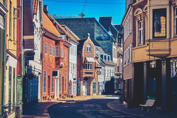 Hermoso edificio antiguo en Odense, Dinamarca . — Foto de Stock