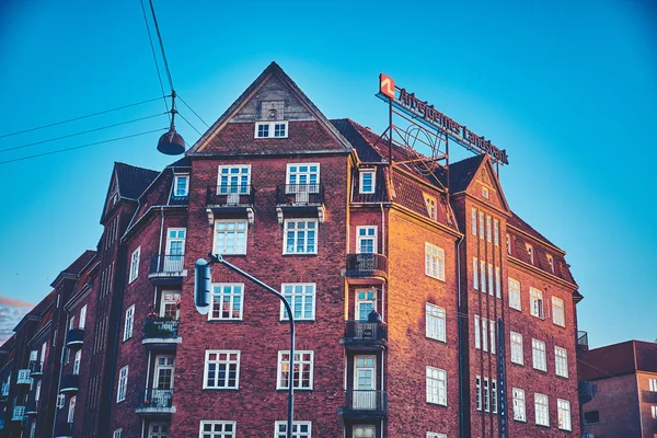 Gün batımında tuğla bina. Danimarka, Kopenhag. — Stok fotoğraf