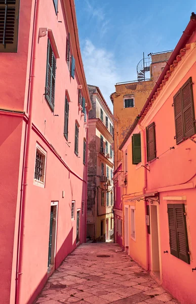 Beautiful old buildings in Corfu — Stock Photo, Image