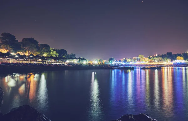 Blick auf den Strand bei Nacht. — Stockfoto