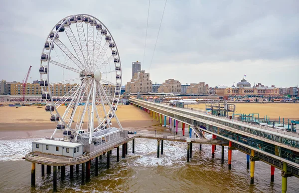 O cais de scheveningen — Fotografia de Stock