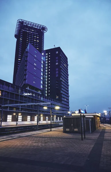 Moderne Gebäude in Den Haag — Stockfoto