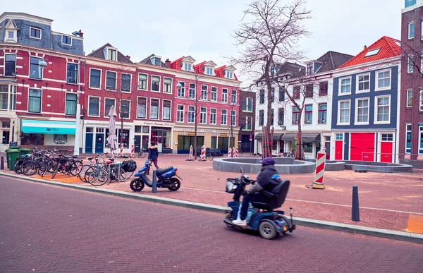 老城区美丽的街道。荷兰海牙. — 图库照片