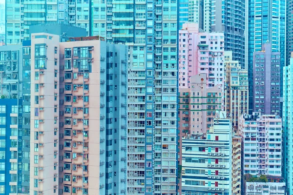 Prédios residenciais no centro da cidade. Hong Kong . — Fotografia de Stock