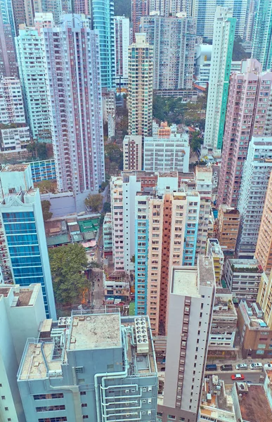 Budynki mieszkalne w centrum miasta. Hongkong. — Zdjęcie stockowe