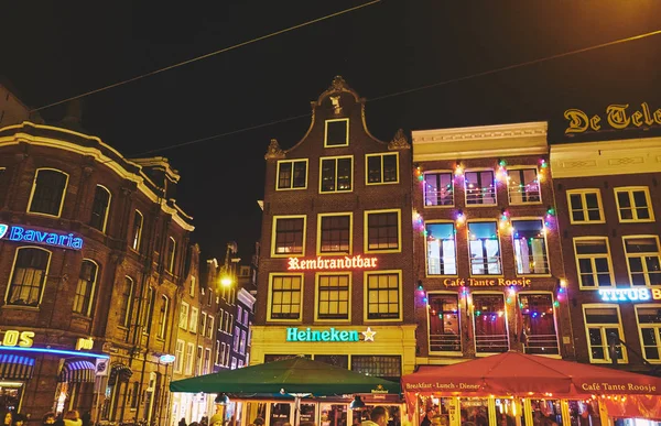 Amsterdam bij nacht, Nederland. — Stockfoto