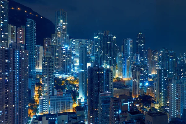 Budynki mieszkalne w centrum miasta. Hongkong — Zdjęcie stockowe